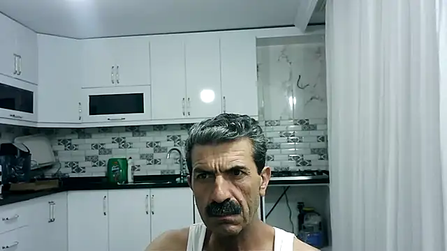 Snapshot of kobra21turki chatting on 05-14-26, 09:32 kobra21turki online show from 05-14-26, 09:32