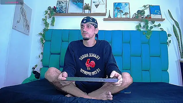 boy Dirty X online show from 12-16-25, 05:23