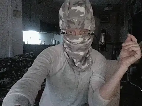 Snapshot of RachelEnglish chatting on 12-17-25, 12:33 RachelEnglish online show from 12-17-25, 12:33