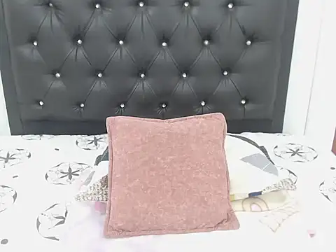 Queenbusty1 online show from 01-10-26, 02:13