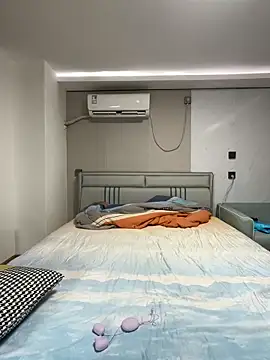 ccyun666 online show from 03-01-26, 02:52