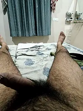 Tall7boy7 online show from 04-01-26, 05:21