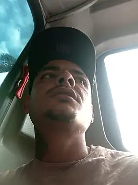 Snapshot of Ardo1899 chatting on 01-15-26, 12:21 Ardo1899 online show from 01-15-26, 12:21