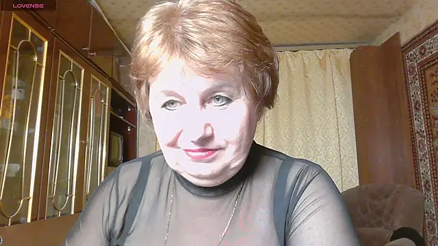 Snapshot of Casey_peach chatting on 01-09-26, 04:32 Casey peach online show from 01-09-26, 04:32