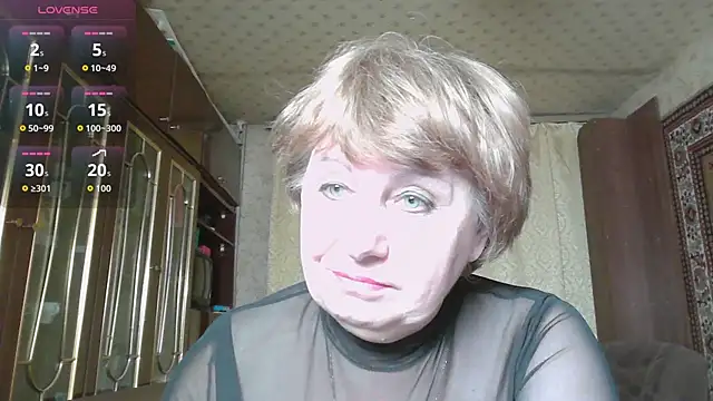 Casey peach online show from 02-13-26, 04:36