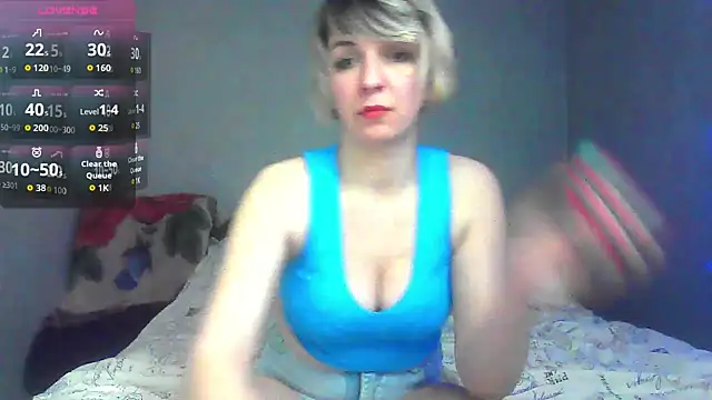 Lana Foxyy online show from 04-10-26, 07:51