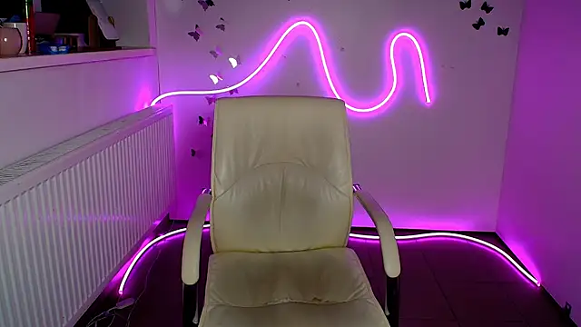 Lana Foxyy online show from 07-16-26, 05:35