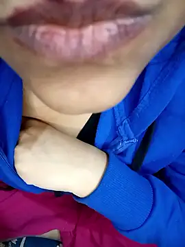 Snapshot of Sofia-111 chatting on 01-14-26, 02:33 Sofia-111 online show from 01-14-26, 02:33