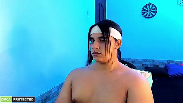 Snapshot of latinboyfit chatting on 06-13-26, 07:06 latinboyfit online show from 06-13-26, 07:06