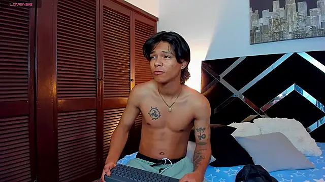 AndyKings 1 online show from 04-08-26, 03:28