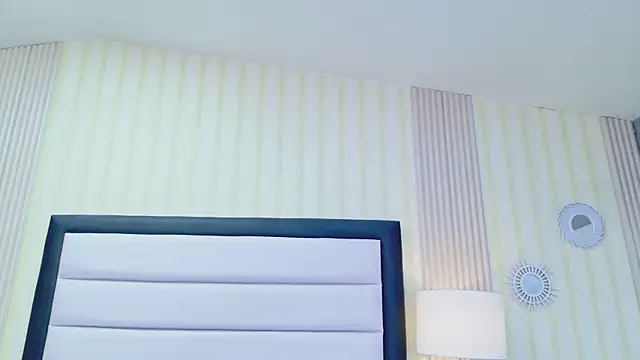 ScarlettFoox online show from 04-07-26, 07:36