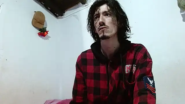 Snapshot of sk8-boy chatting on 06-24-26, 04:28 sk8-boy online show from 06-24-26, 04:28