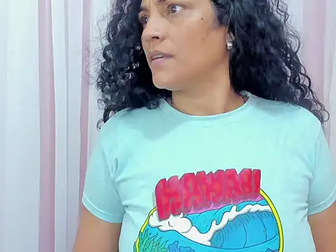 Bianca slut1 online show from 12-21-25, 08:05