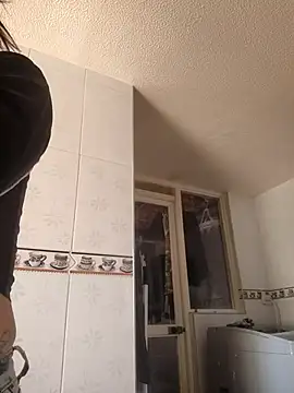 mara adiction online show from 12-19-25, 08:27