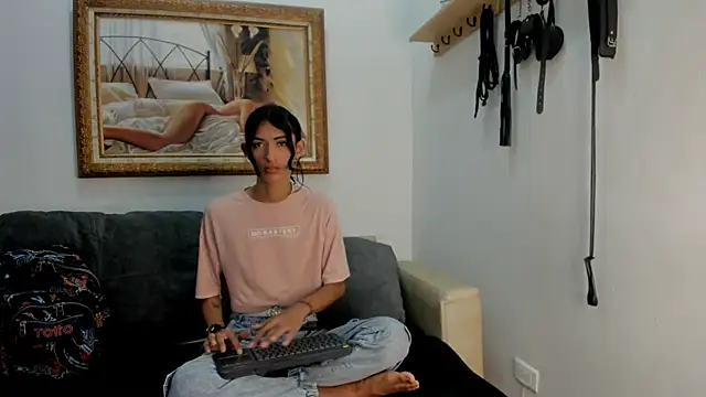 Sunny OS online show from 12-23-25, 01:47