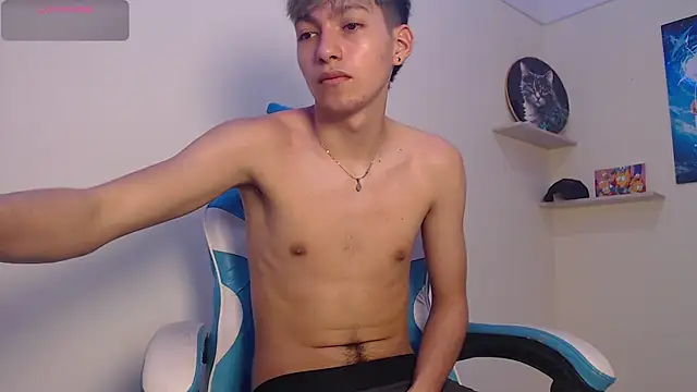 Snapshot of harry_jonshon69 chatting on 04-28-26, 02:00 harry jonshon69 online show from 04-28-26, 02:00