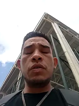 Gloryholeroom online show from 03-20-26, 07:30