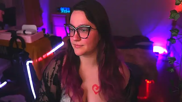 FireproofCuriousiteaze online show from 04-09-26, 01:49