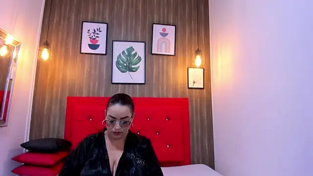 meggancurvy online show from 02-19-26, 06:59