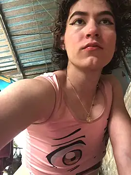 Koral 10 online show from 04-16-26, 03:02