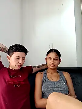 Mei and Gaby online show from 01-05-26, 08:12