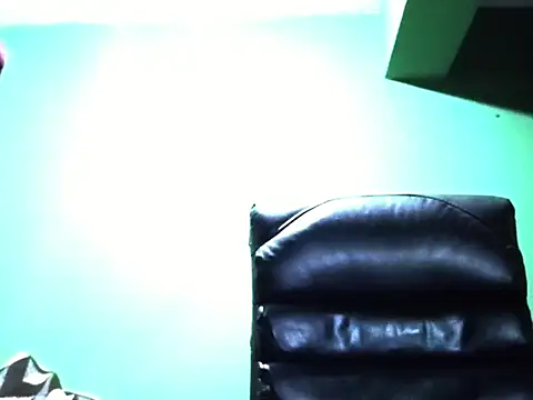 Snapshot of gaspar137 chatting on 12-17-25, 05:35 gaspar137 online show from 12-17-25, 05:35