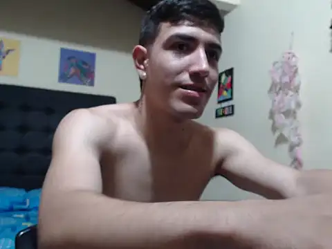 Snapshot of thiago_collins9 chatting on 02-21-26, 07:37 thiago collins9 online show from 02-21-26, 07:37