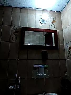 L hotcream online show from 03-29-26, 12:43