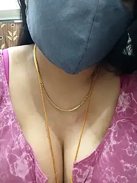 Snapshot of tamilrojaodi chatting on 06-19-26, 10:13 tamilrojaodi online show from 06-19-26, 10:13