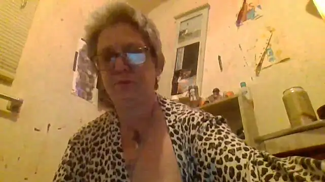 becky1111 online show from 04-10-26, 10:09