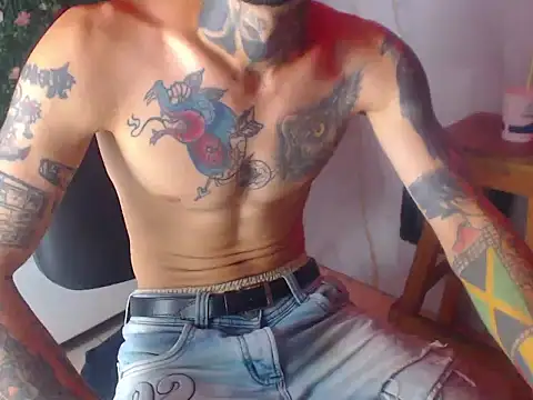 Snapshot of Boy_tatto77 chatting on 05-17-26, 08:38 Boy tatto77 online show from 05-17-26, 08:38