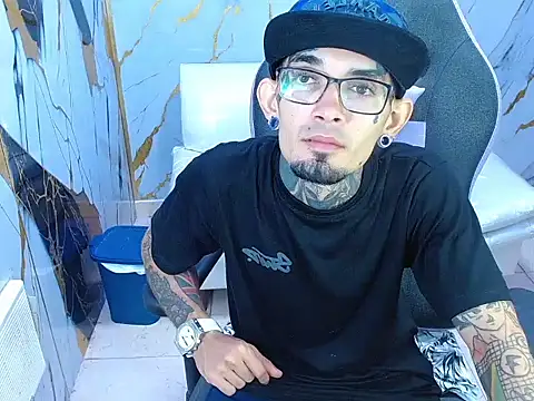 Boy tatto77 online show from 07-22-26, 01:52