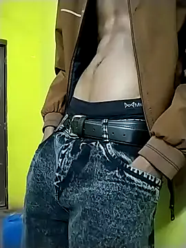 Jordyalnino92 online show from 12-19-25, 10:44