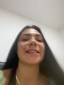 Nini  online show from 12-20-25, 06:15