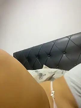 Nini  online show from 04-08-26, 08:20