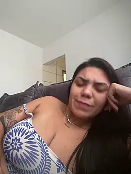 Nini  online show from 04-18-26, 02:32