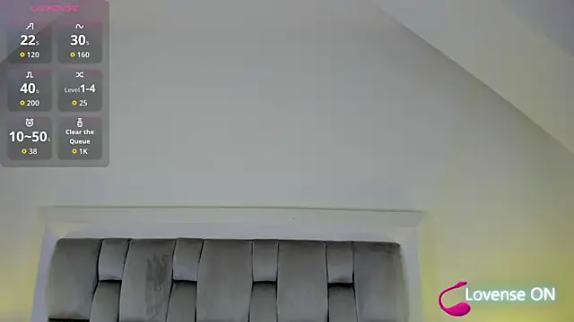 amber  ferrera online show from 04-20-26, 01:47