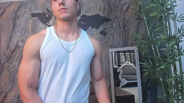 Snapshot of Noah_Clarkk chatting on 02-17-26, 11:44 Noah Clarkk online show from 02-17-26, 11:44