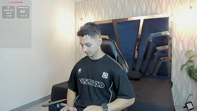 Noah Clarkk online show from 04-04-26, 05:21