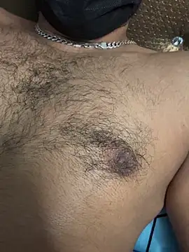 Snapshot of hotyindiaan chatting on 12-19-25, 10:17 hotyindiaan online show from 12-19-25, 10:17