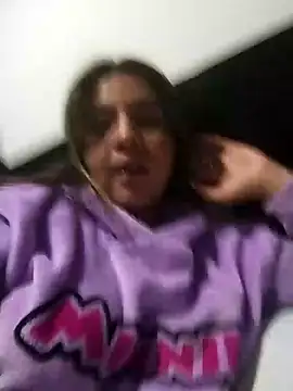 Samy37  online show from 12-18-25, 04:40