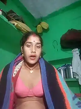 Snapshot of Pinki_rani chatting on 01-10-26, 01:29 Pinki rani online show from 01-10-26, 01:29