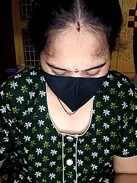 maduri   online show from 03-25-26, 05:30