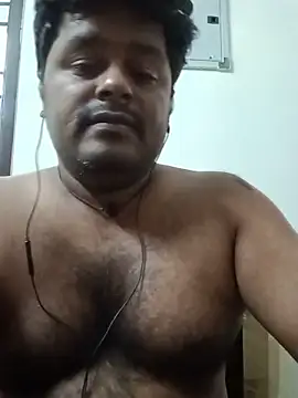 Snapshot of yourwellman chatting on 05-25-26, 11:05 yourwellman online show from 05-25-26, 11:05