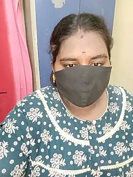 Snapshot of sirisha__9 chatting on 07-07-26, 04:33 sirisha 9 online show from 07-07-26, 04:33