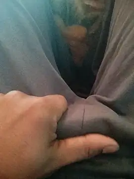 Snapshot of jhonysinc21 chatting on 12-19-25, 08:54 jhonysinc21 online show from 12-19-25, 08:54