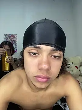 Snapshot of Exotic_couplex chatting on 02-21-26, 03:46 Exotic couplex online show from 02-21-26, 03:46