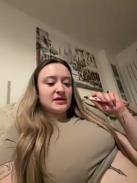 LilyLuck  online show from 02-07-26, 10:24