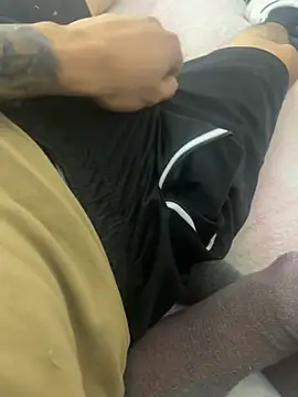 Snapshot of mamitasirena chatting on 12-18-25, 09:54 mamitasirena online show from 12-18-25, 09:54