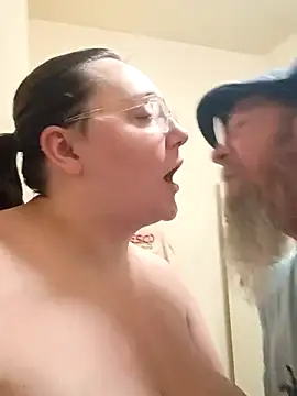 pinkcheetah12 online show from 03-28-26, 03:44